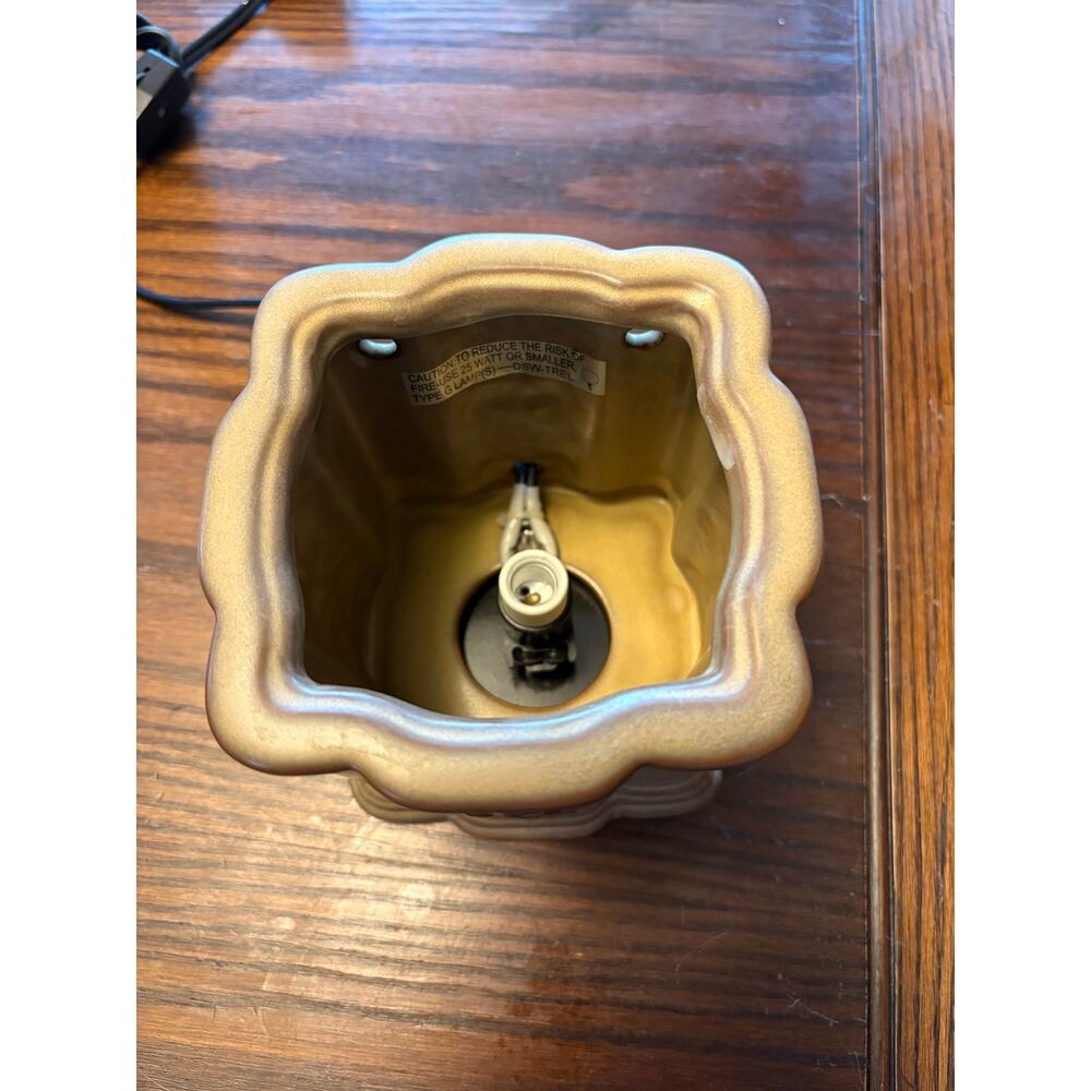 Scentsy Trellis Tuscan Style Full Size Wax Warmer No Dish - Picture 6 of 6